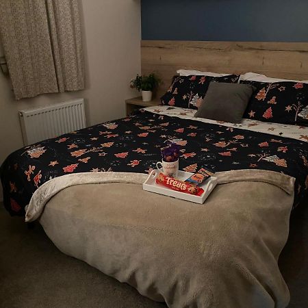 Juani Appartement Poole Buitenkant foto